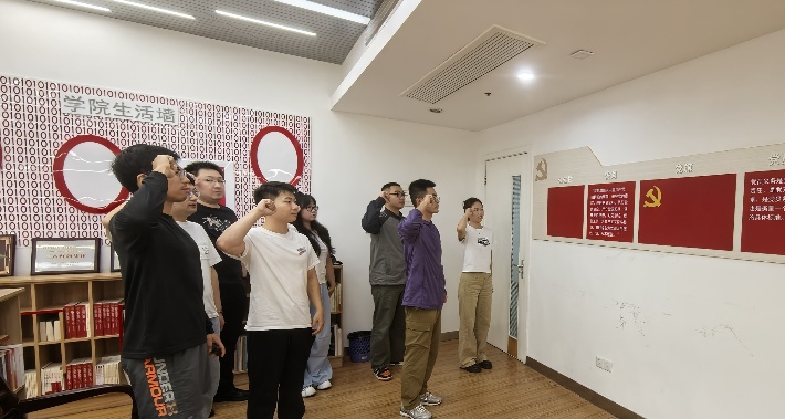 PG电子