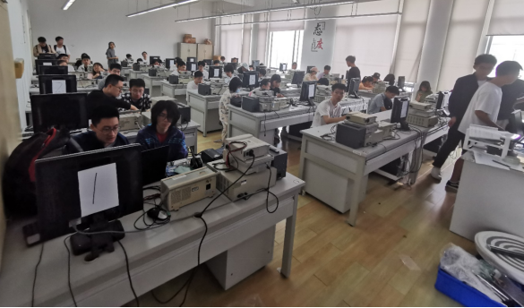 PG电子