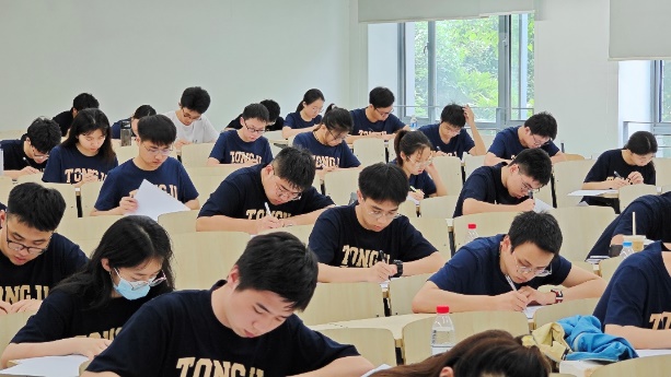 PG电子