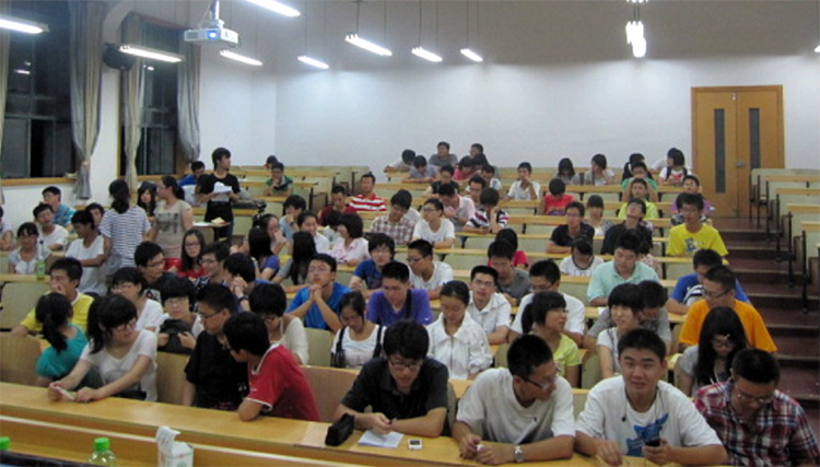 PG电子
